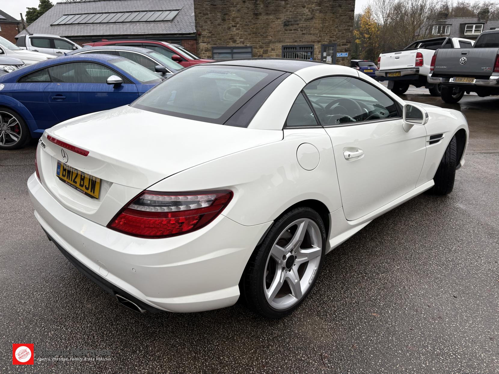 Mercedes-Benz SLK 1.8 SLK200 BlueEfficiency AMG Sport Convertible 2dr Petrol G-Tronic+ Euro 5 (s/s) (184 ps)