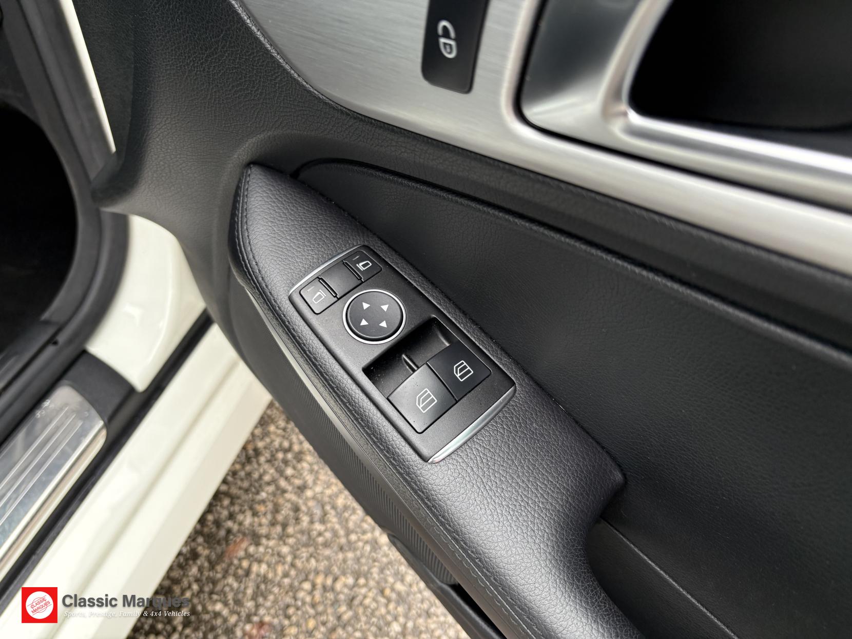 Mercedes-Benz SLK 1.8 SLK200 BlueEfficiency AMG Sport Convertible 2dr Petrol G-Tronic+ Euro 5 (s/s) (184 ps)