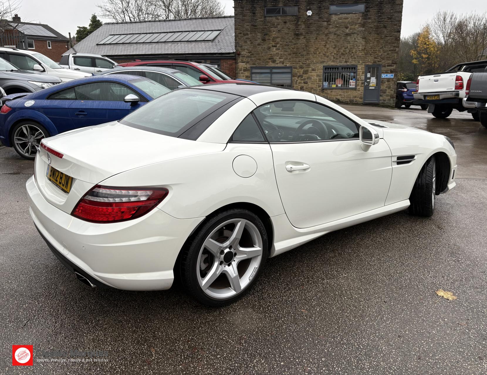 Mercedes-Benz SLK 1.8 SLK200 BlueEfficiency AMG Sport Convertible 2dr Petrol G-Tronic+ Euro 5 (s/s) (184 ps)
