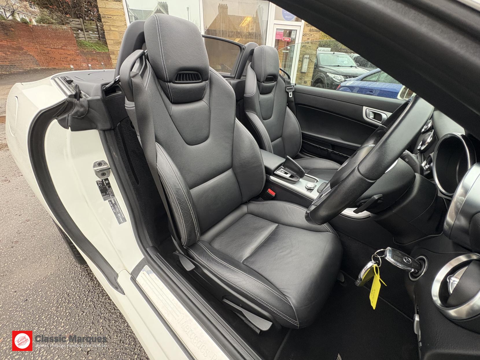 Mercedes-Benz SLK 1.8 SLK200 BlueEfficiency AMG Sport Convertible 2dr Petrol G-Tronic+ Euro 5 (s/s) (184 ps)