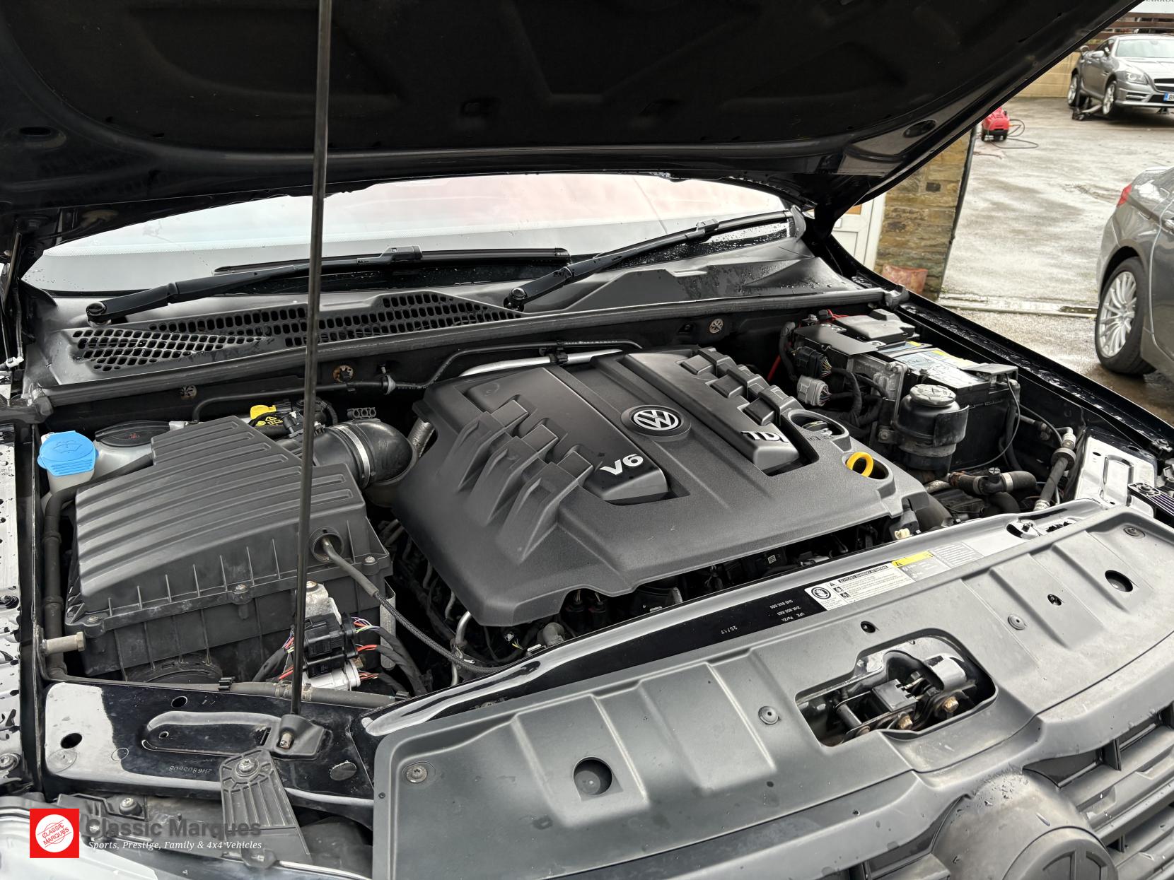 Volkswagen Amarok 3.0 TDI V6 BlueMotion Tech Highline Pickup Double Cab 4dr Diesel Auto 4Motion Euro 6 (s/s) (224 ps)