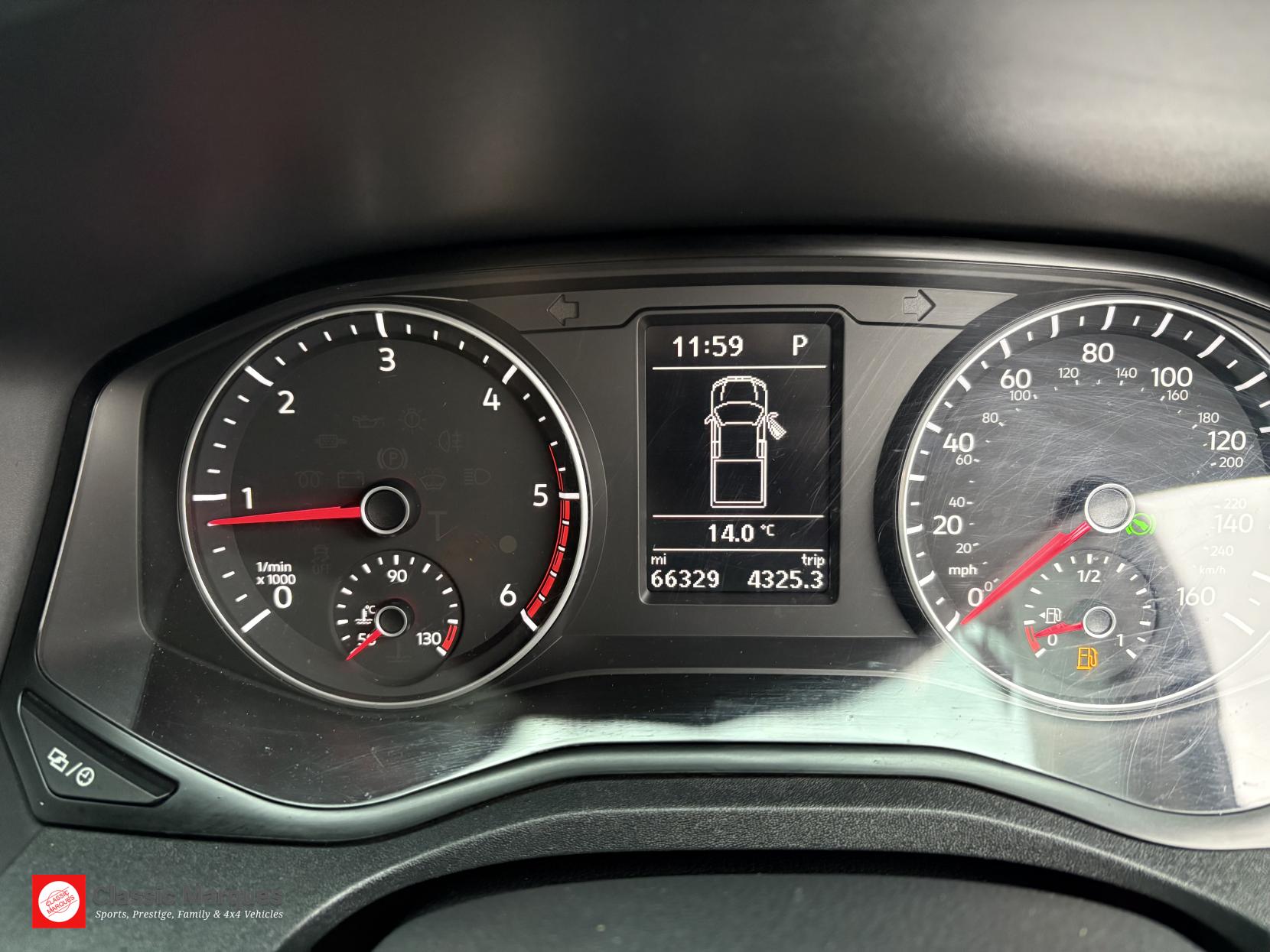 Volkswagen Amarok 3.0 TDI V6 BlueMotion Tech Highline Pickup Double Cab 4dr Diesel Auto 4Motion Euro 6 (s/s) (224 ps)