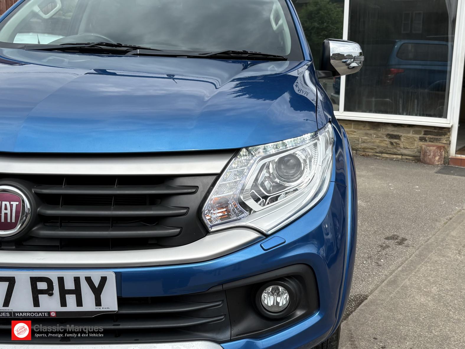 Fiat Fullback 2.4D LX Pickup Double Cab 4dr Diesel Manual 4WD Euro 6 (Euro 6) (180 ps)