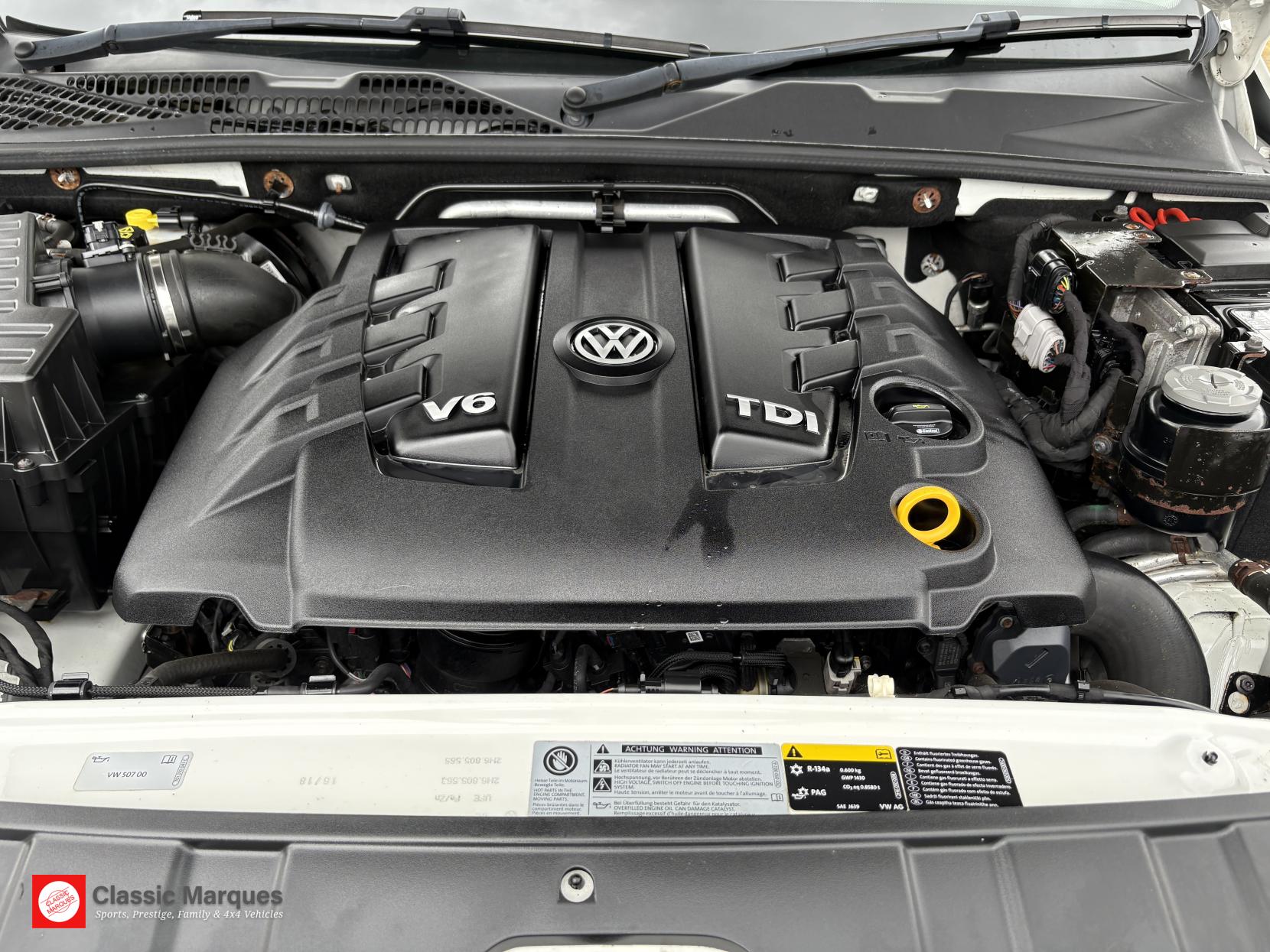 Volkswagen Amarok 3.0 TDI V6 BlueMotion Tech Highline Pickup Double Cab 4dr Diesel Auto 4Motion Euro 6 (s/s) (224 ps)