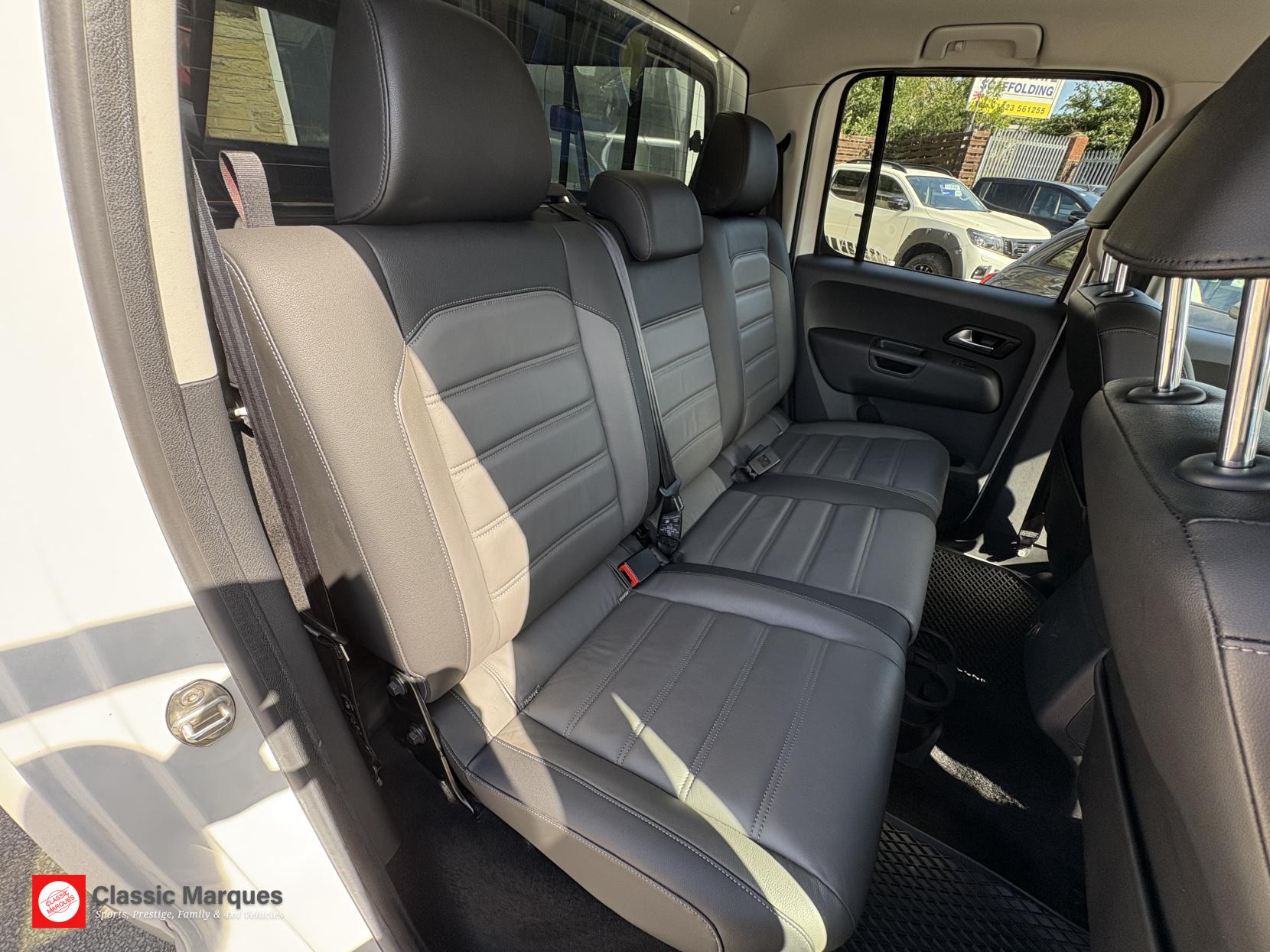 Volkswagen Amarok 3.0 TDI V6 BlueMotion Tech Highline Pickup Double Cab 4dr Diesel Auto 4Motion Euro 6 (s/s) (224 ps)