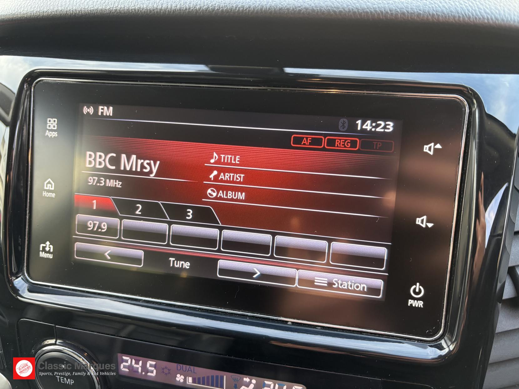 Mitsubishi L200 2.4 DI-D DC Barbarian Pickup Double Cab 4dr Diesel Manual 4WD Euro 6 (178 ps)