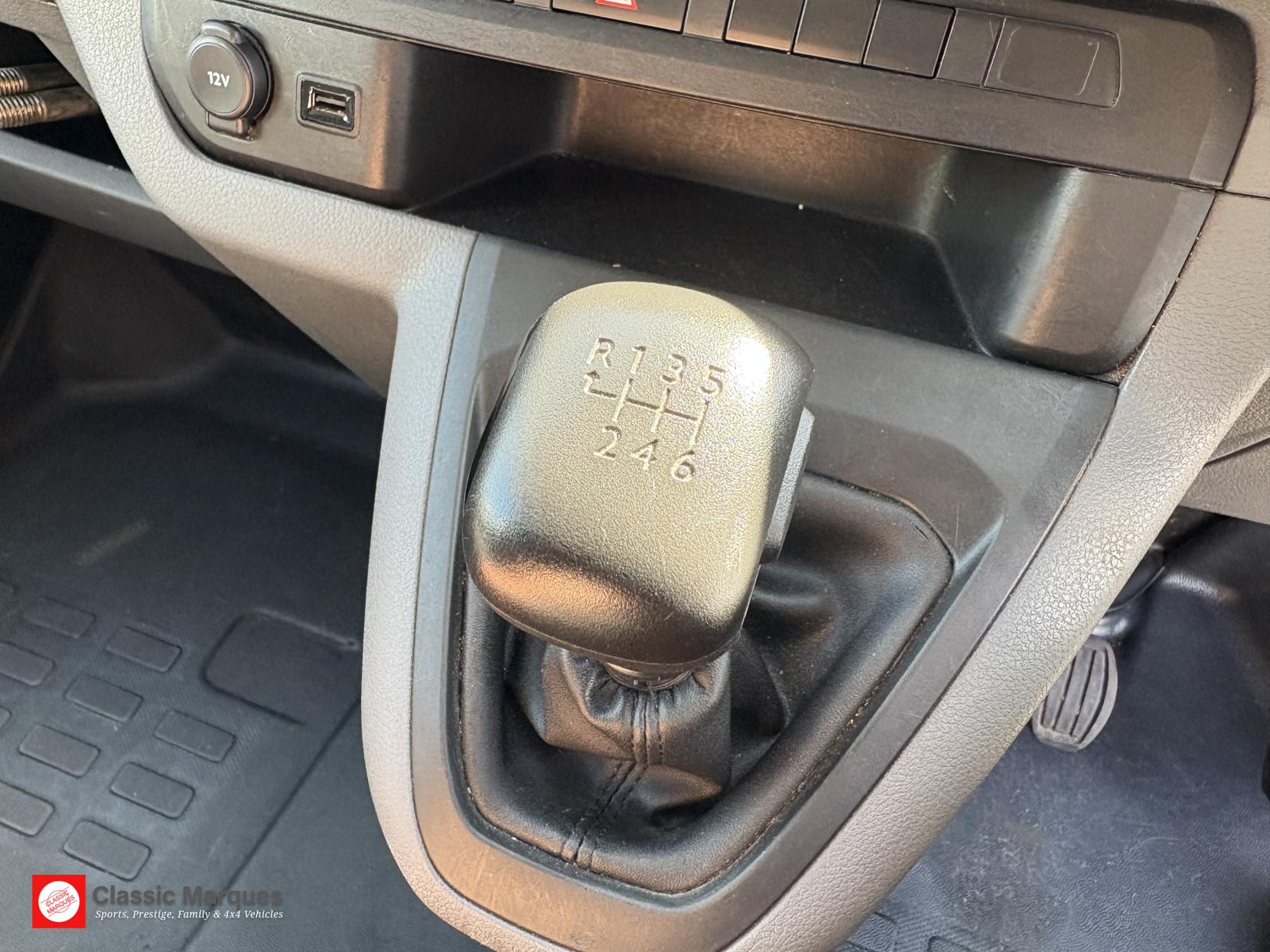 Vauxhall Vivaro 2.0 Turbo D 3100 Dynamic Panel Van 6dr Diesel Manual L1 H1 Euro 6 (s/s) (145 ps)
