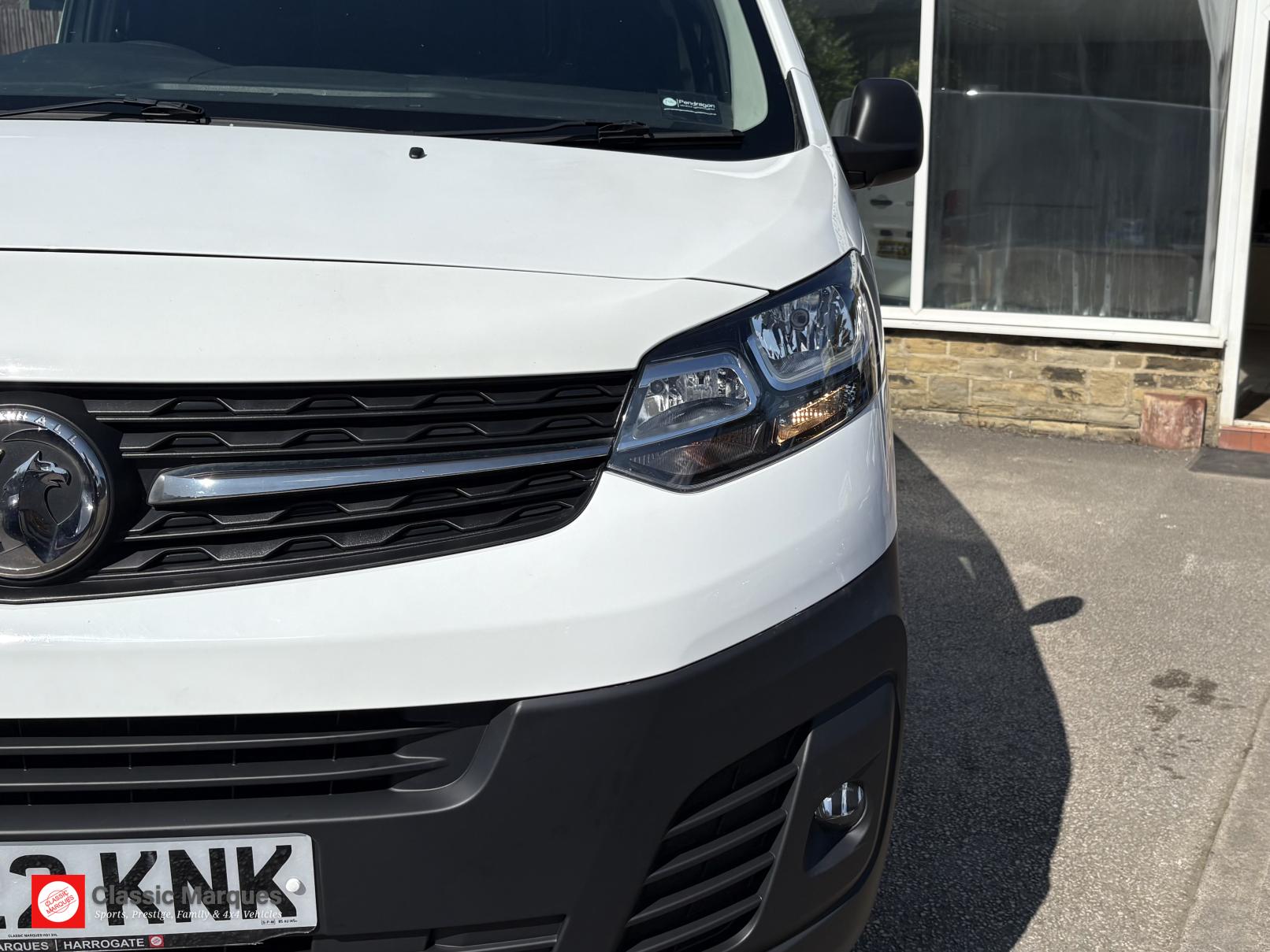 Vauxhall Vivaro 2.0 Turbo D 3100 Dynamic Panel Van 6dr Diesel Manual L1 H1 Euro 6 (s/s) (145 ps)
