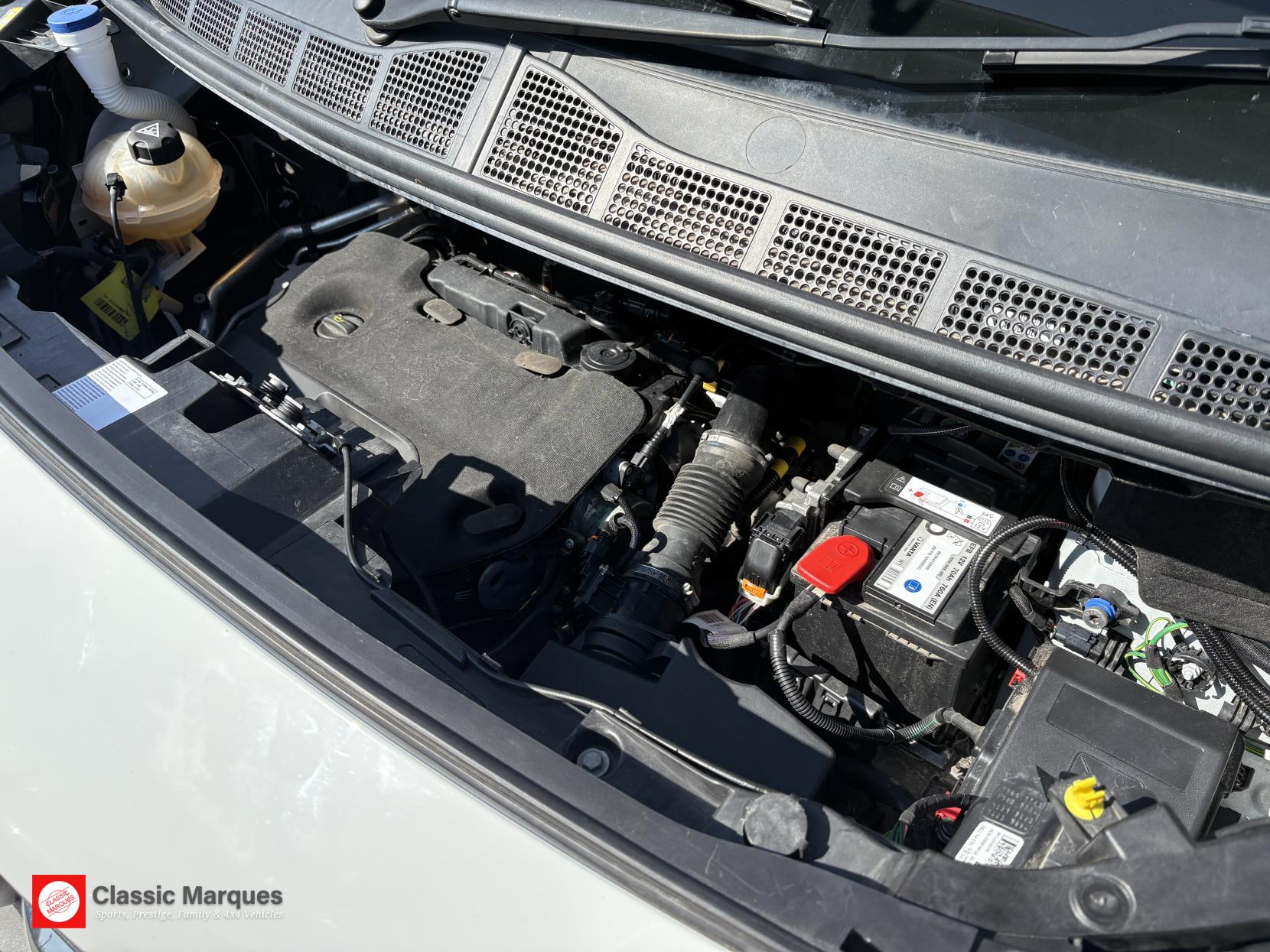 Vauxhall Vivaro 2.0 Turbo D 3100 Dynamic Panel Van 6dr Diesel Manual L1 H1 Euro 6 (s/s) (145 ps)