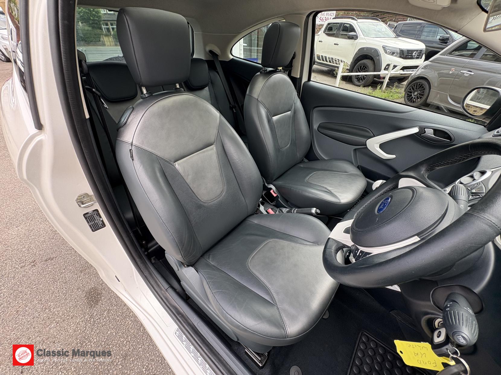 Ford Ka 1.2 Titanium Hatchback 3dr Petrol Manual Euro 5 (69 ps)