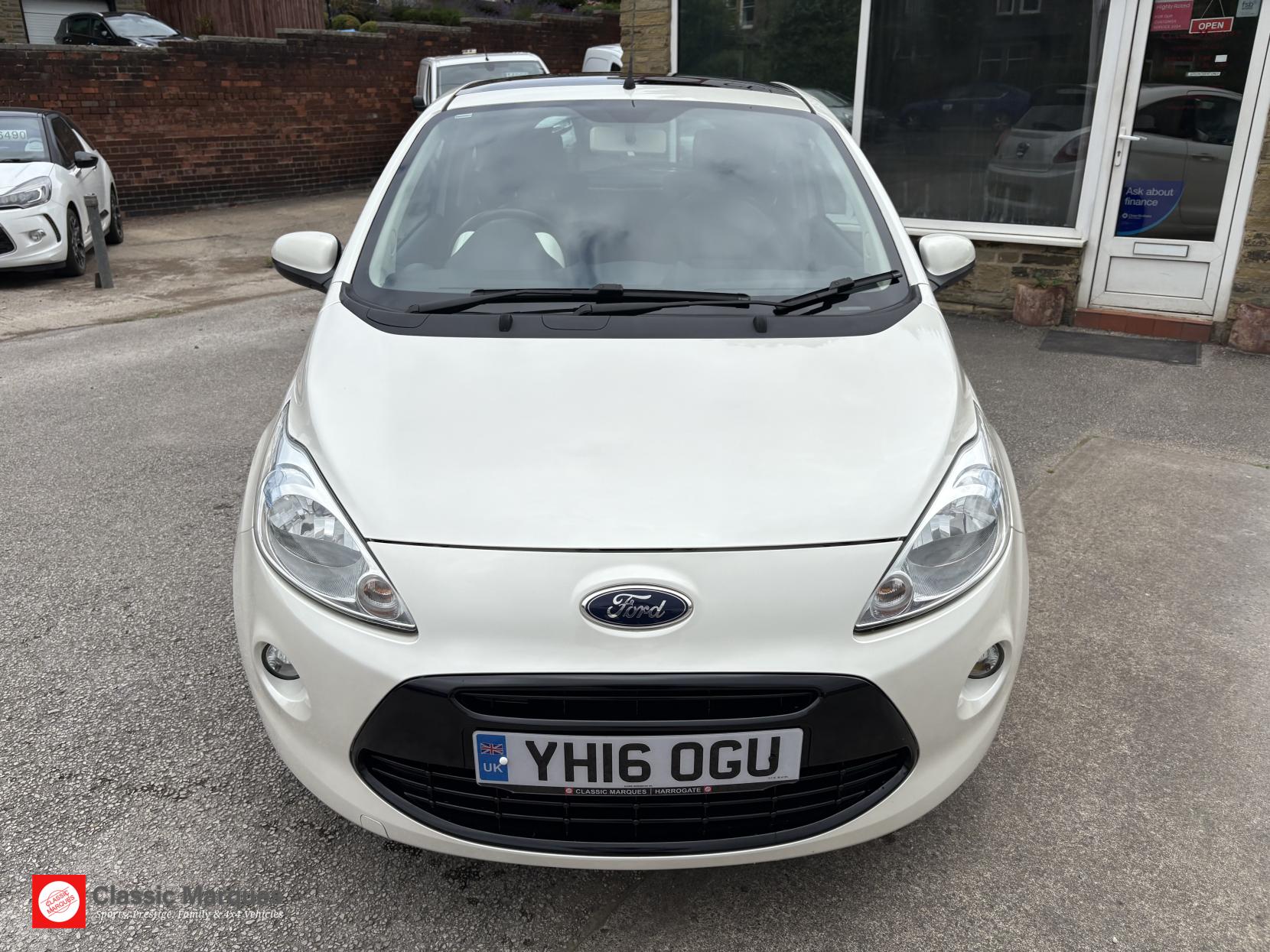 Ford Ka 1.2 Titanium Hatchback 3dr Petrol Manual Euro 5 (69 ps)
