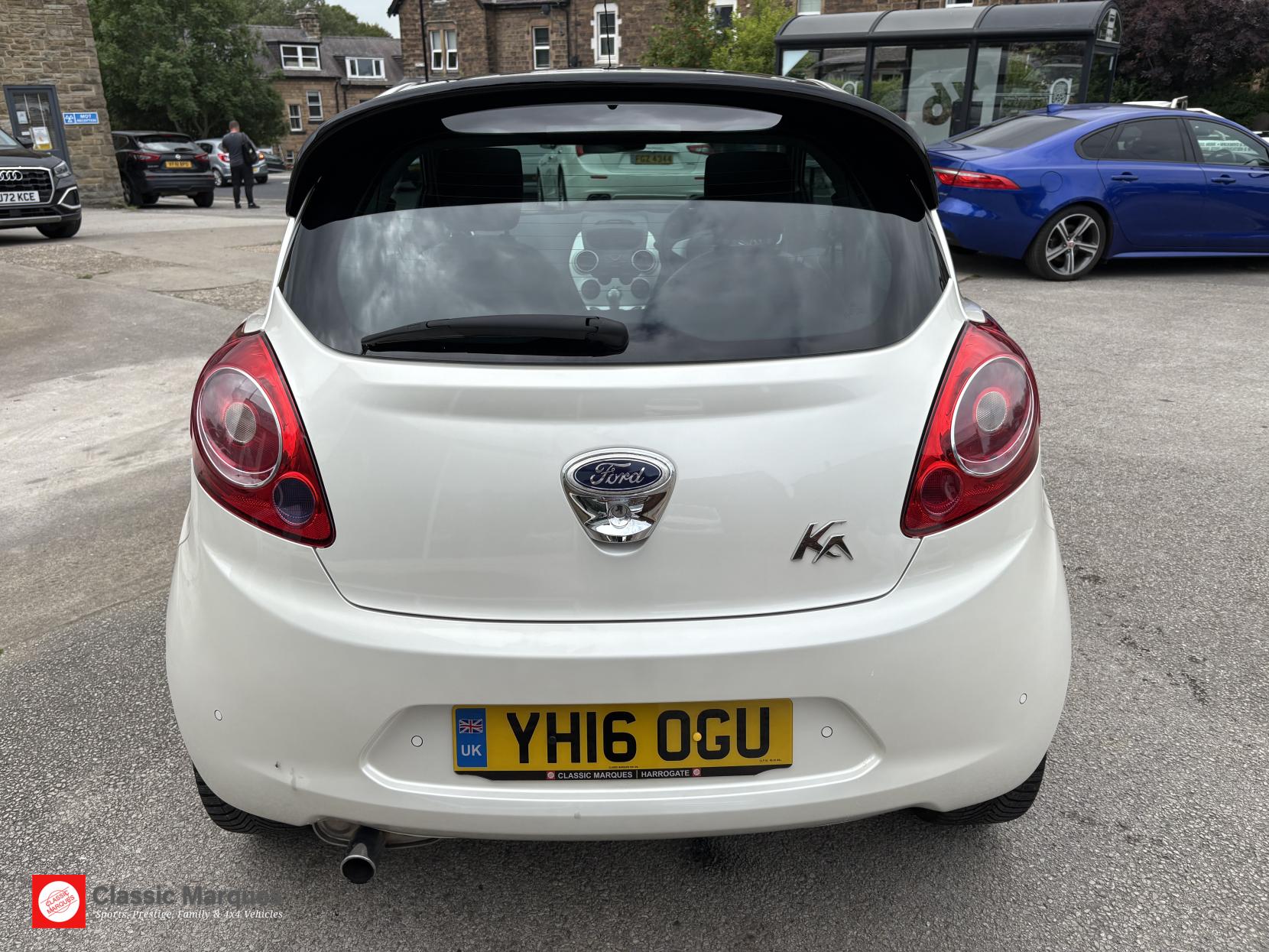 Ford Ka 1.2 Titanium Hatchback 3dr Petrol Manual Euro 5 (69 ps)