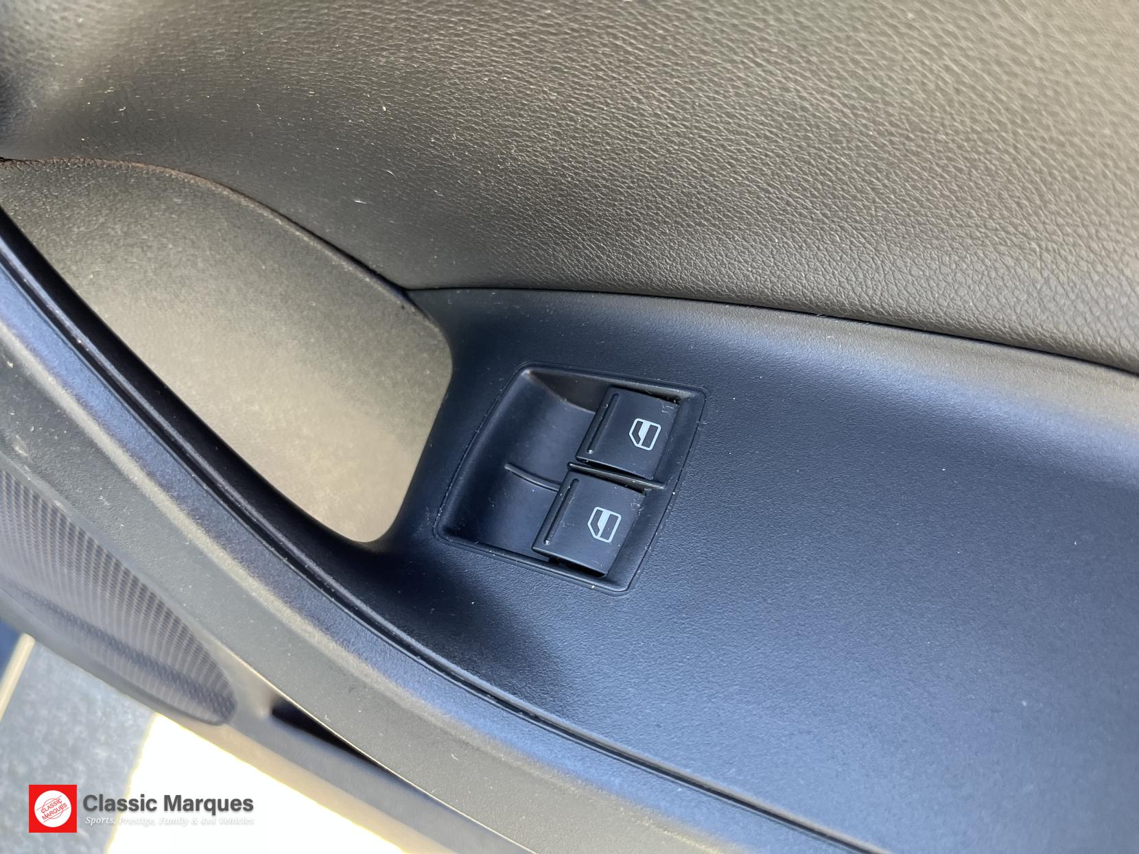 SEAT Ibiza 1.2 TSI Connect Hatchback 5dr Petrol Manual Euro 6 (90 ps)