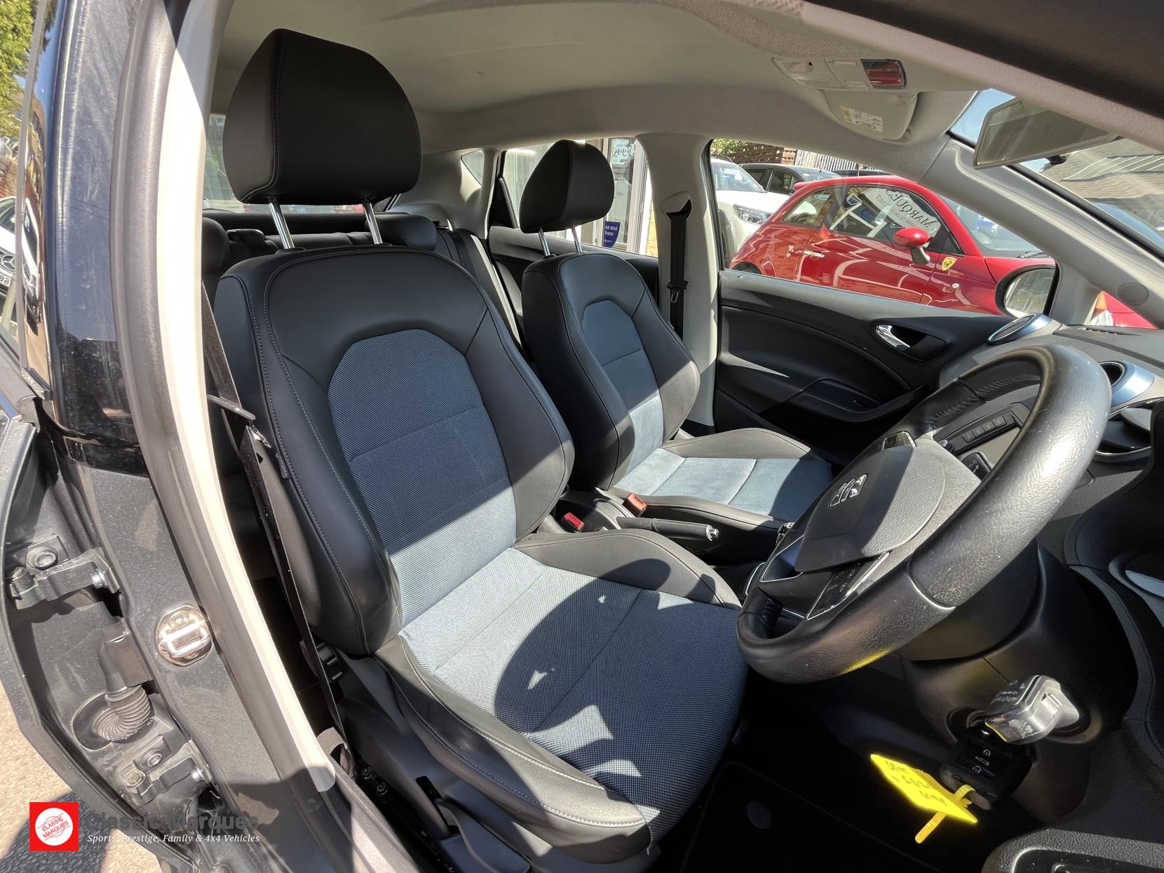SEAT Ibiza 1.2 TSI Connect Hatchback 5dr Petrol Manual Euro 6 (90 ps)