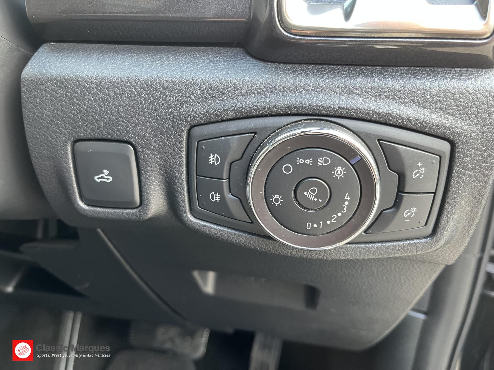 Ford Ranger 2.0 EcoBlue Wildtrak Pickup Double Cab 4dr Diesel Auto 4WD Euro 6 (s/s) (213 ps)