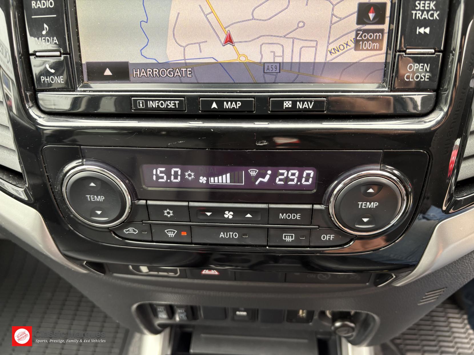 Mitsubishi L200 2.4 DI-D DC Warrior Pickup Double Cab 4dr Diesel Auto 4WD Euro 6 (178 ps)