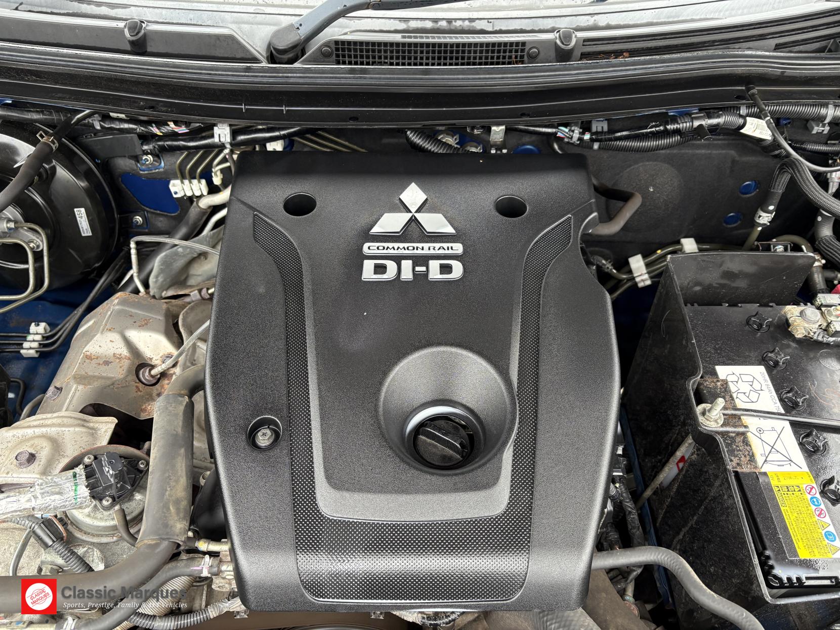 Mitsubishi L200 2.4 DI-D DC Warrior Pickup Double Cab 4dr Diesel Auto 4WD Euro 6 (178 ps)