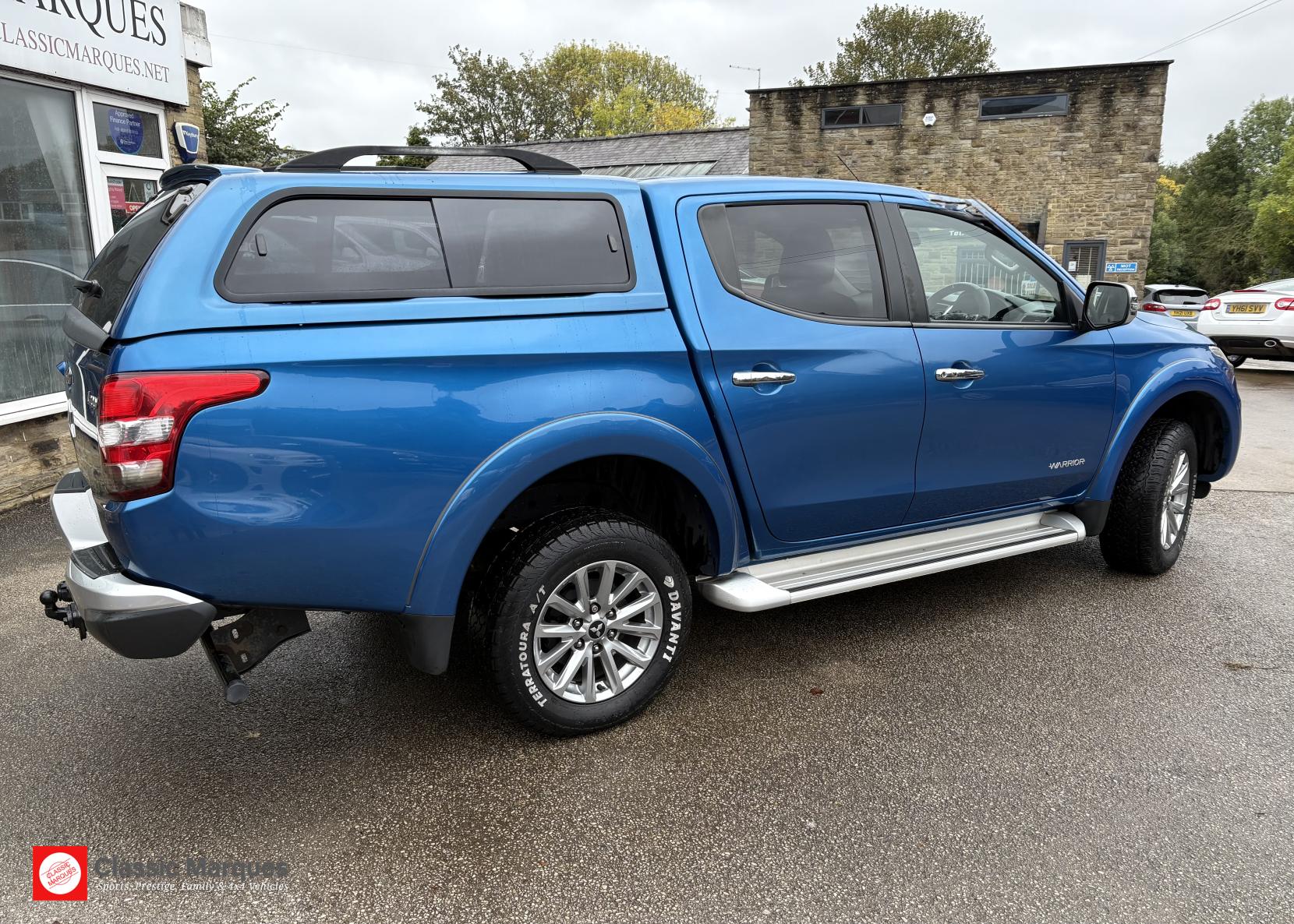 Mitsubishi L200 2.4 DI-D DC Warrior Pickup Double Cab 4dr Diesel Auto 4WD Euro 6 (178 ps)