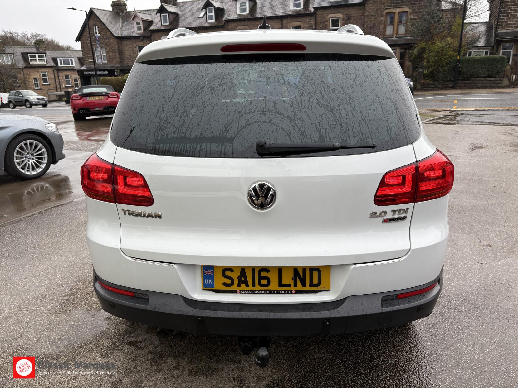 Volkswagen Tiguan 2.0 TDI BlueMotion Tech Match Edition SUV 5dr Diesel Manual 4WD Euro 6 (s/s) (150 ps)